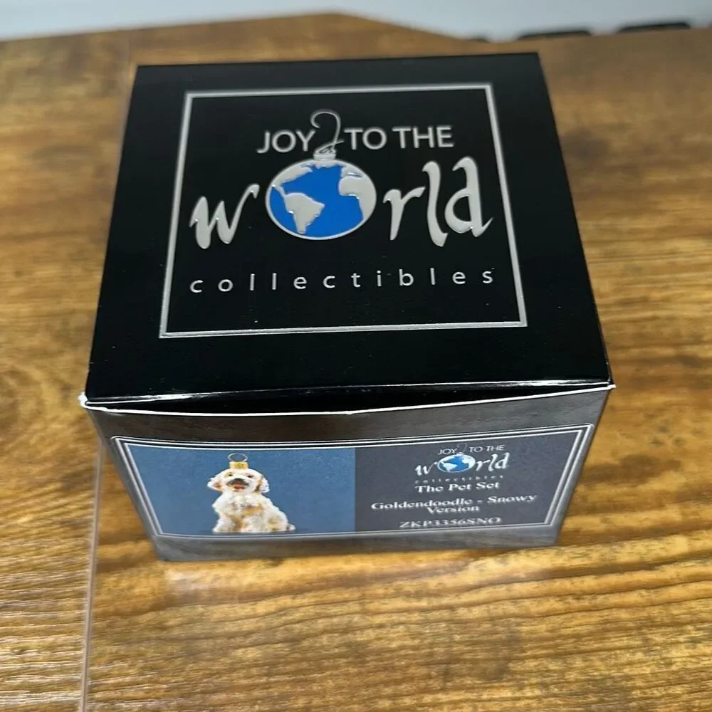 Joy To The World Collectibles -‎ Goldendoodle Snowy Version Painted Glass Poland